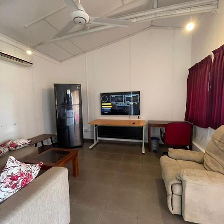 The Long Hostel アルガムベイ エクステリア 写真